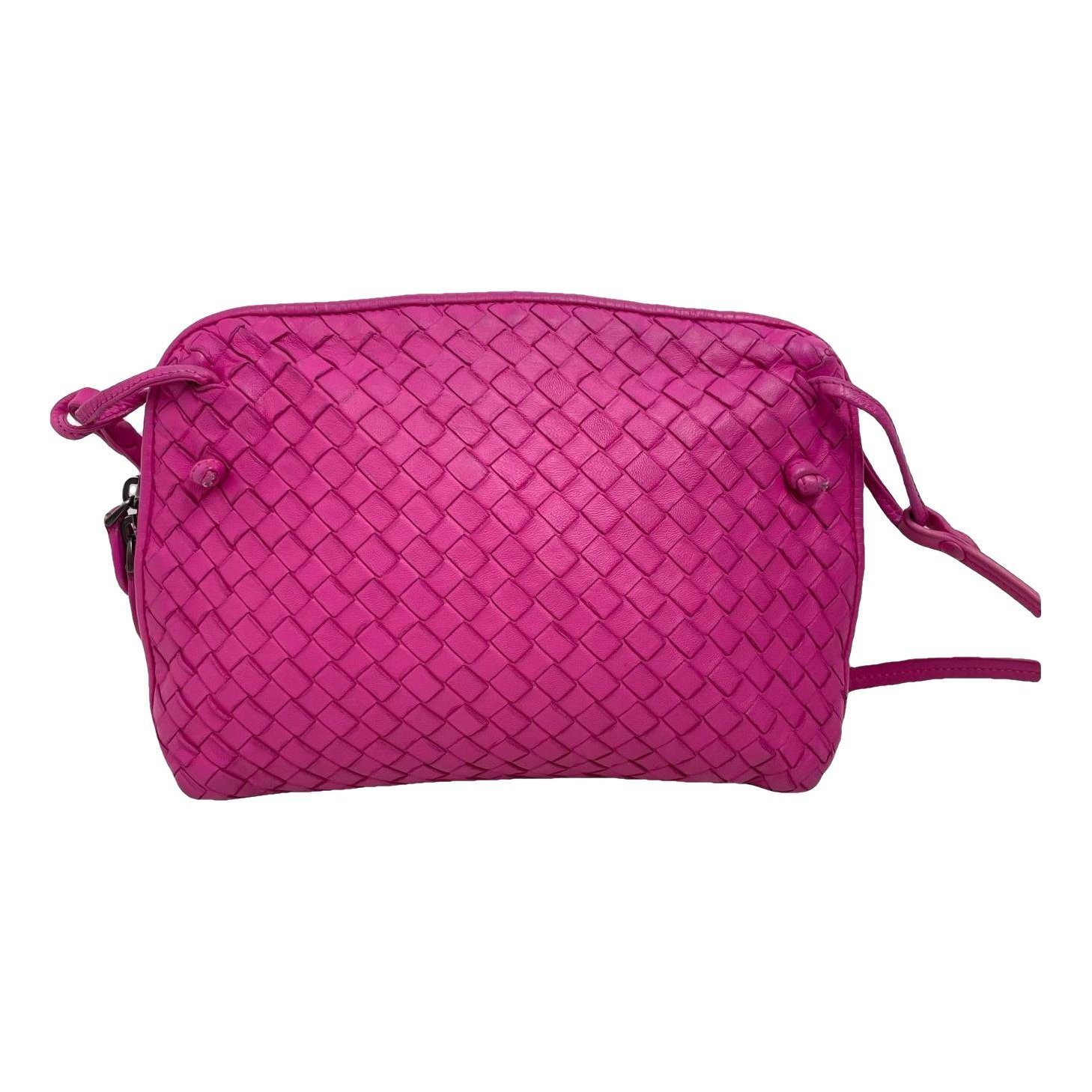 Loop leather handbag