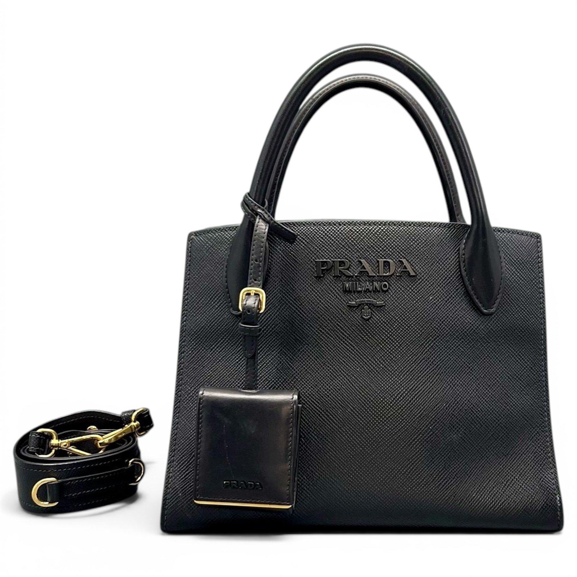Monochrome leather handbag
