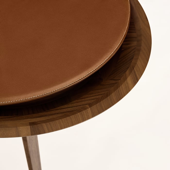 포브 Les Necessaires d'Hermès “hide-and-seek” 스툴 테이블, 라지 모델