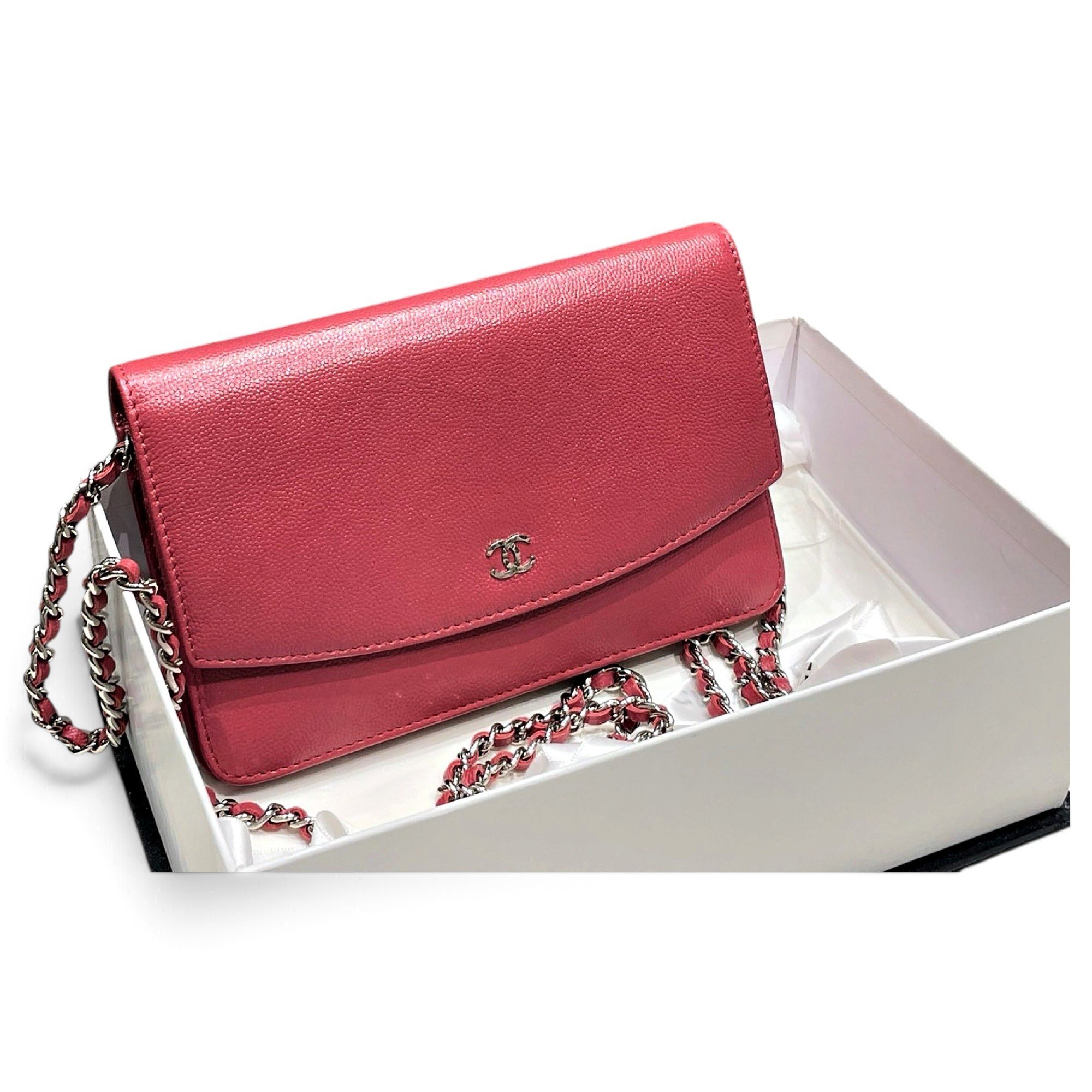 Wallet On Chain Timeless/Classique leather crossbody bag