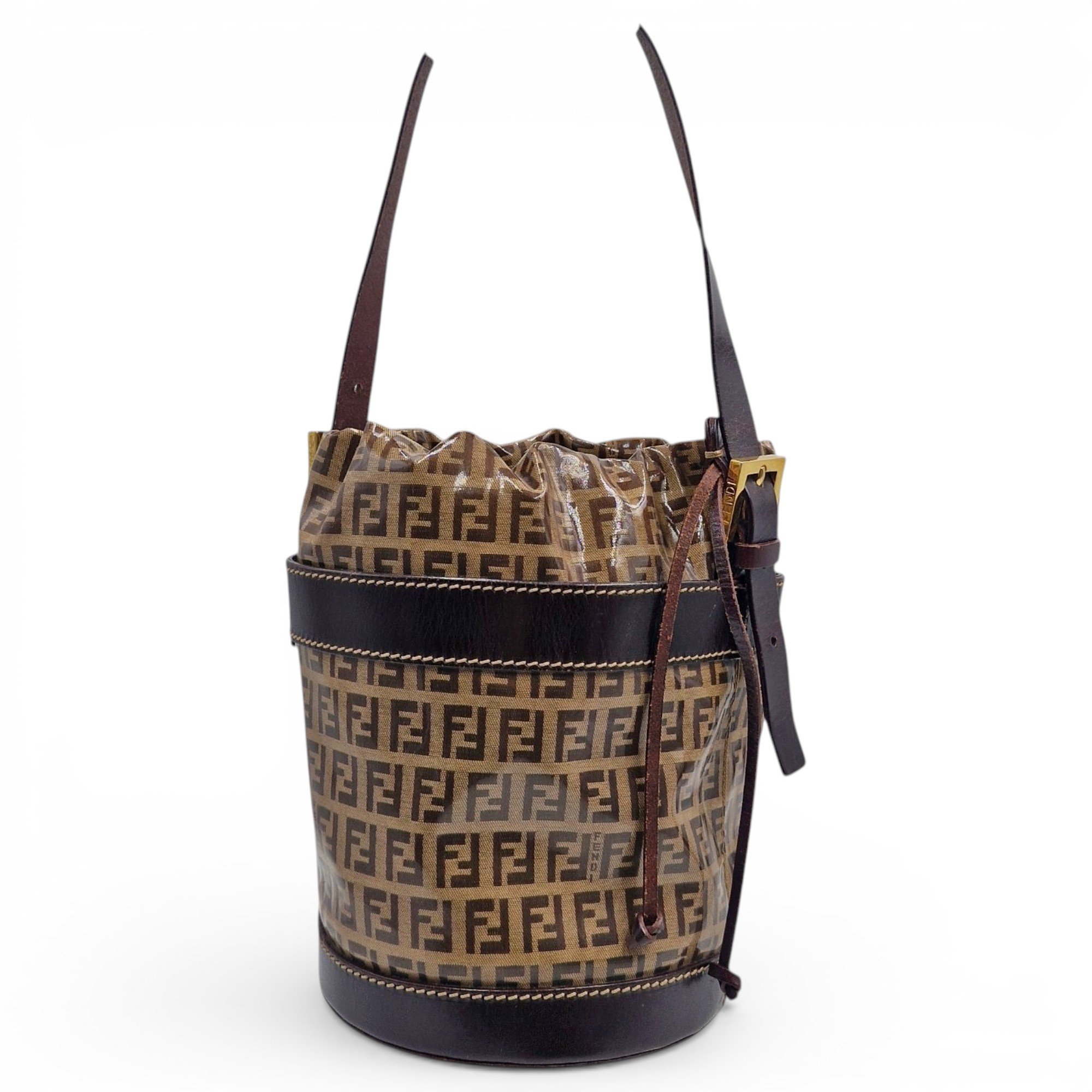 Palazzo Bucket leather handbag