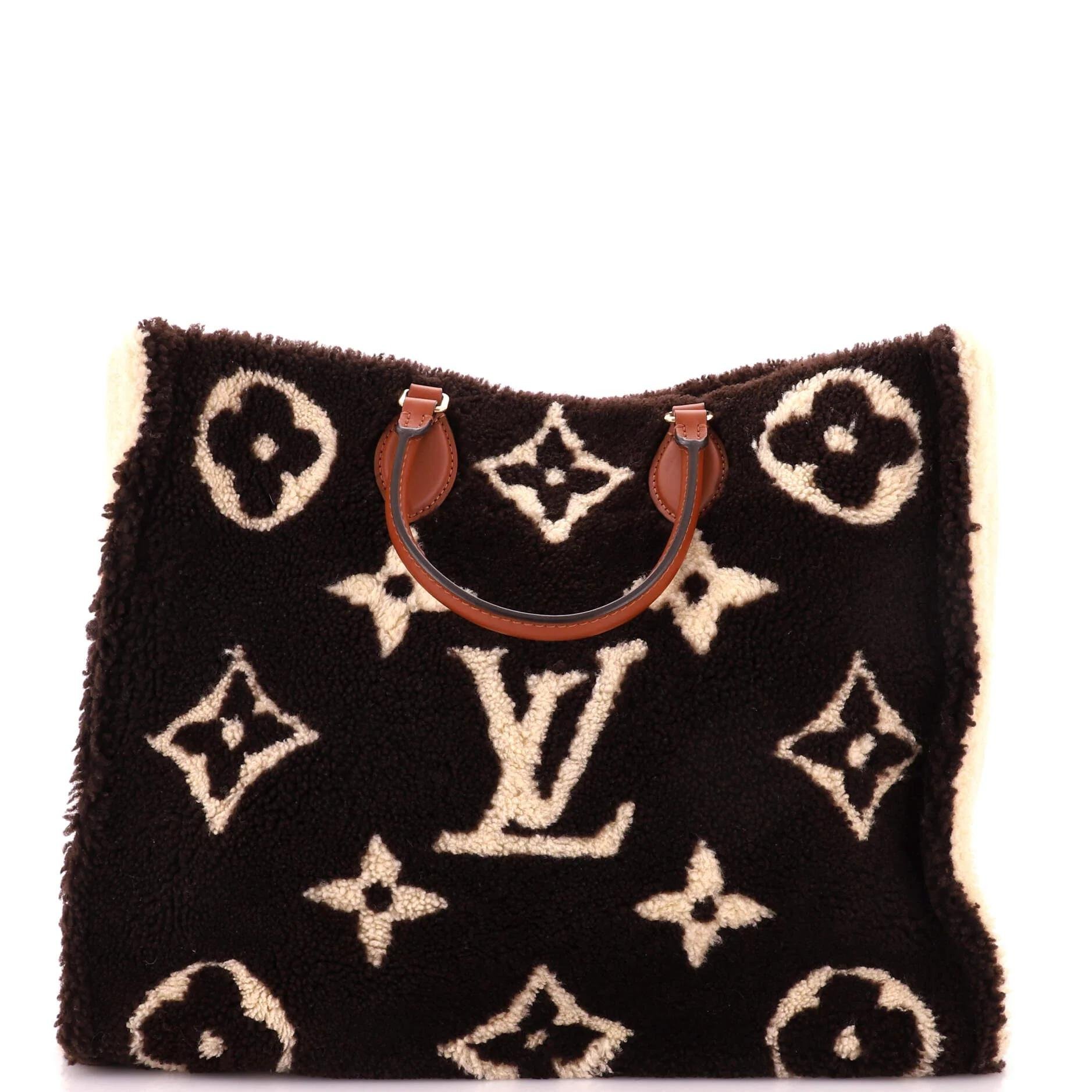 Wool tote