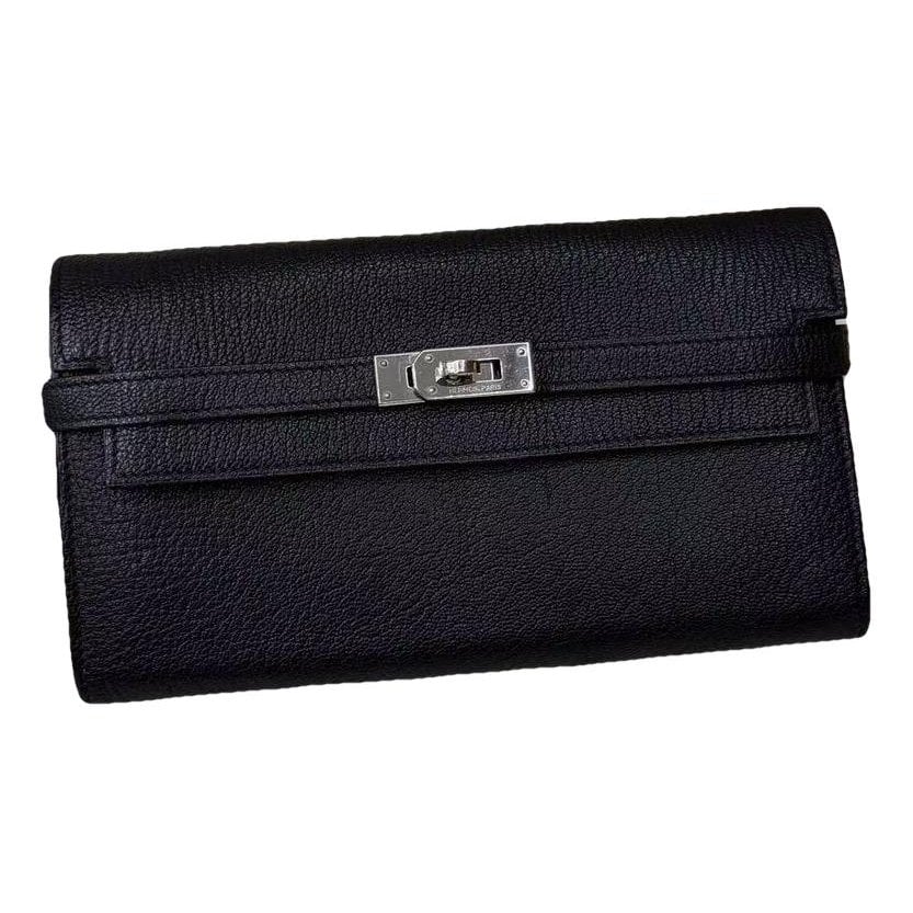 Kelly to go leather clutch bag