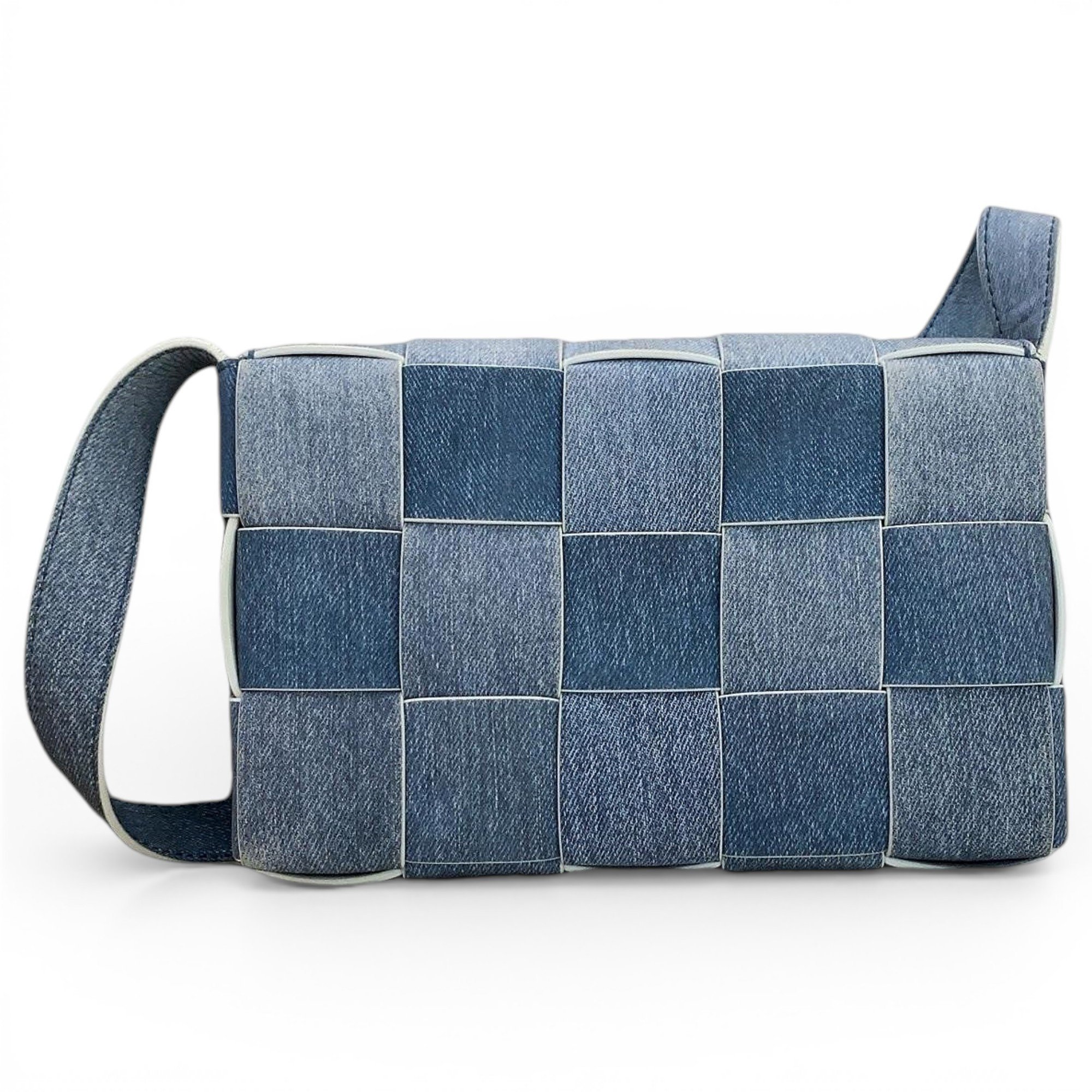 Cassette handbag