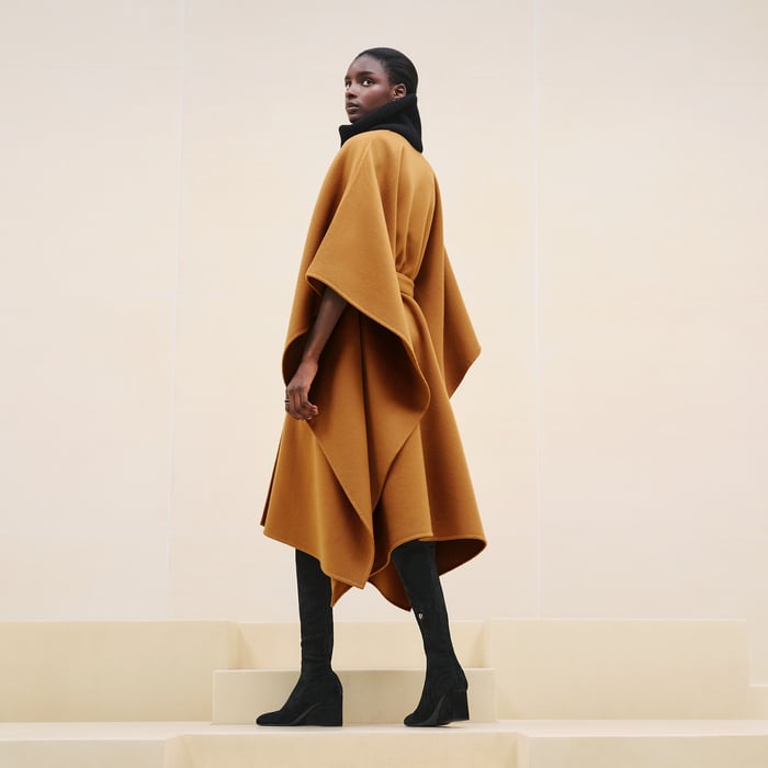 Marron Caramel Cashmere Opera Cape