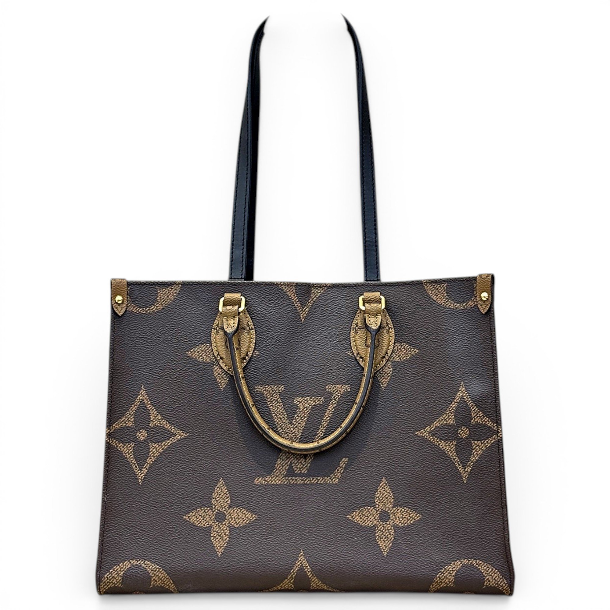 Onthego leather handbag