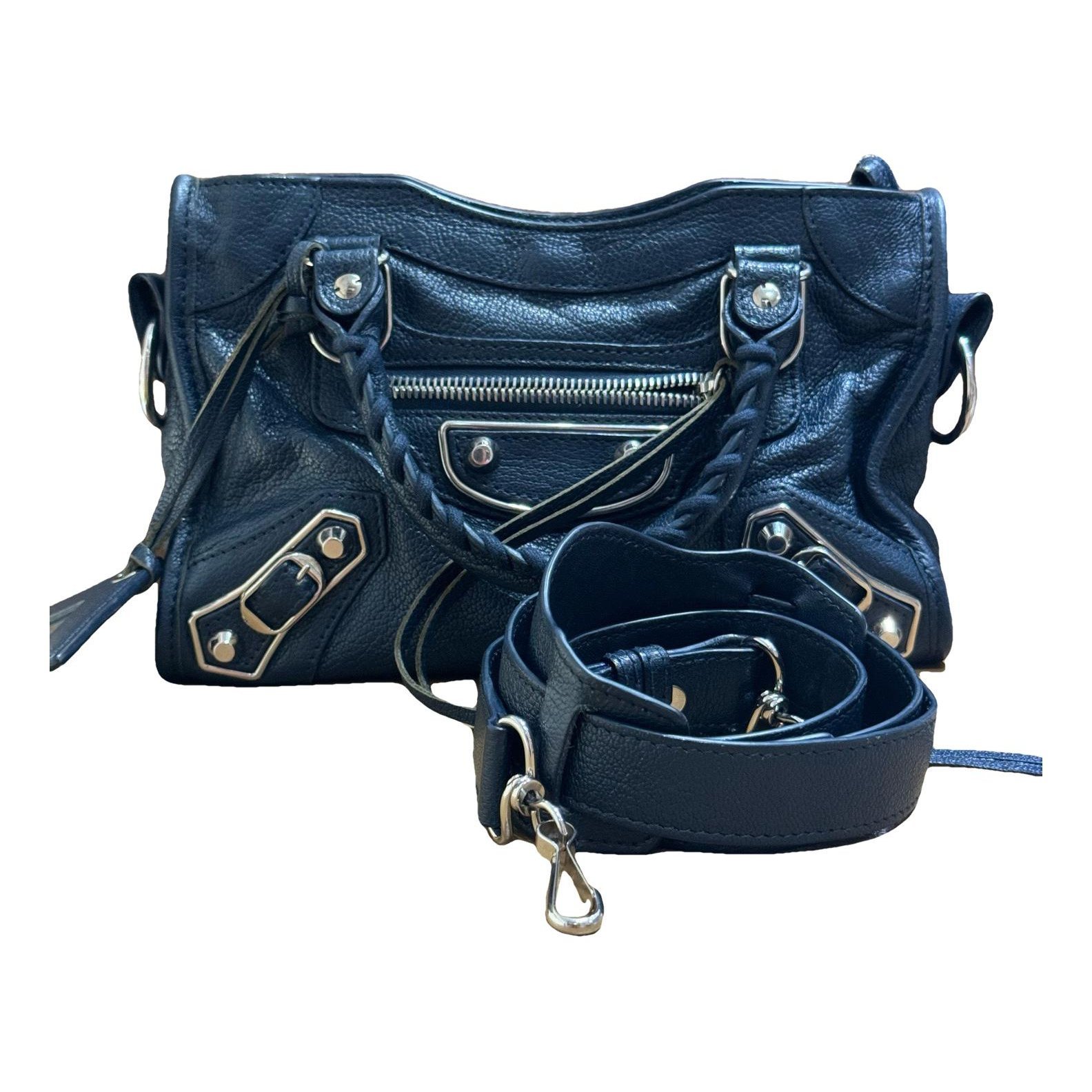 City leather handbag