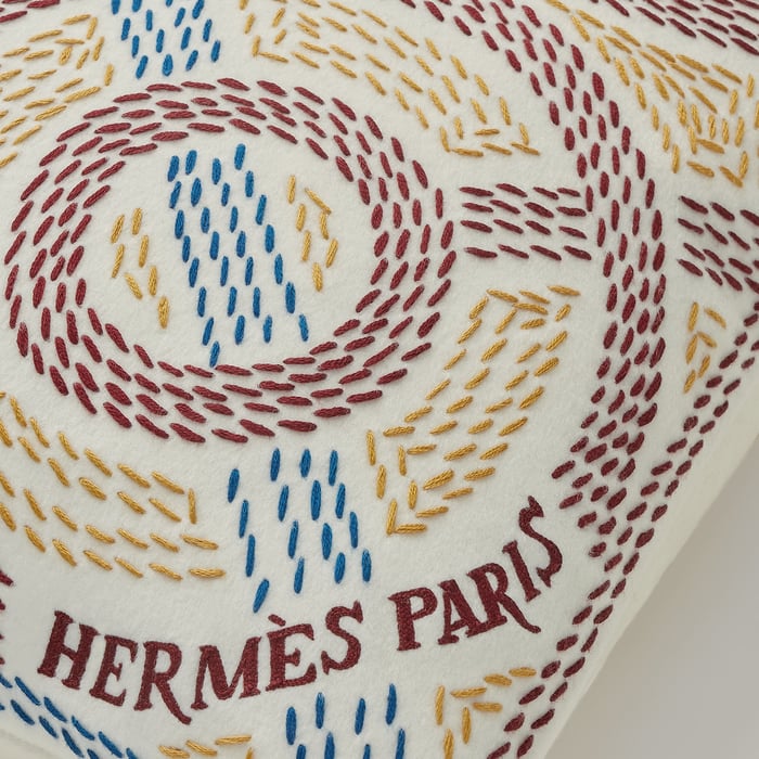 Eperon d'Or Sellier Pillow