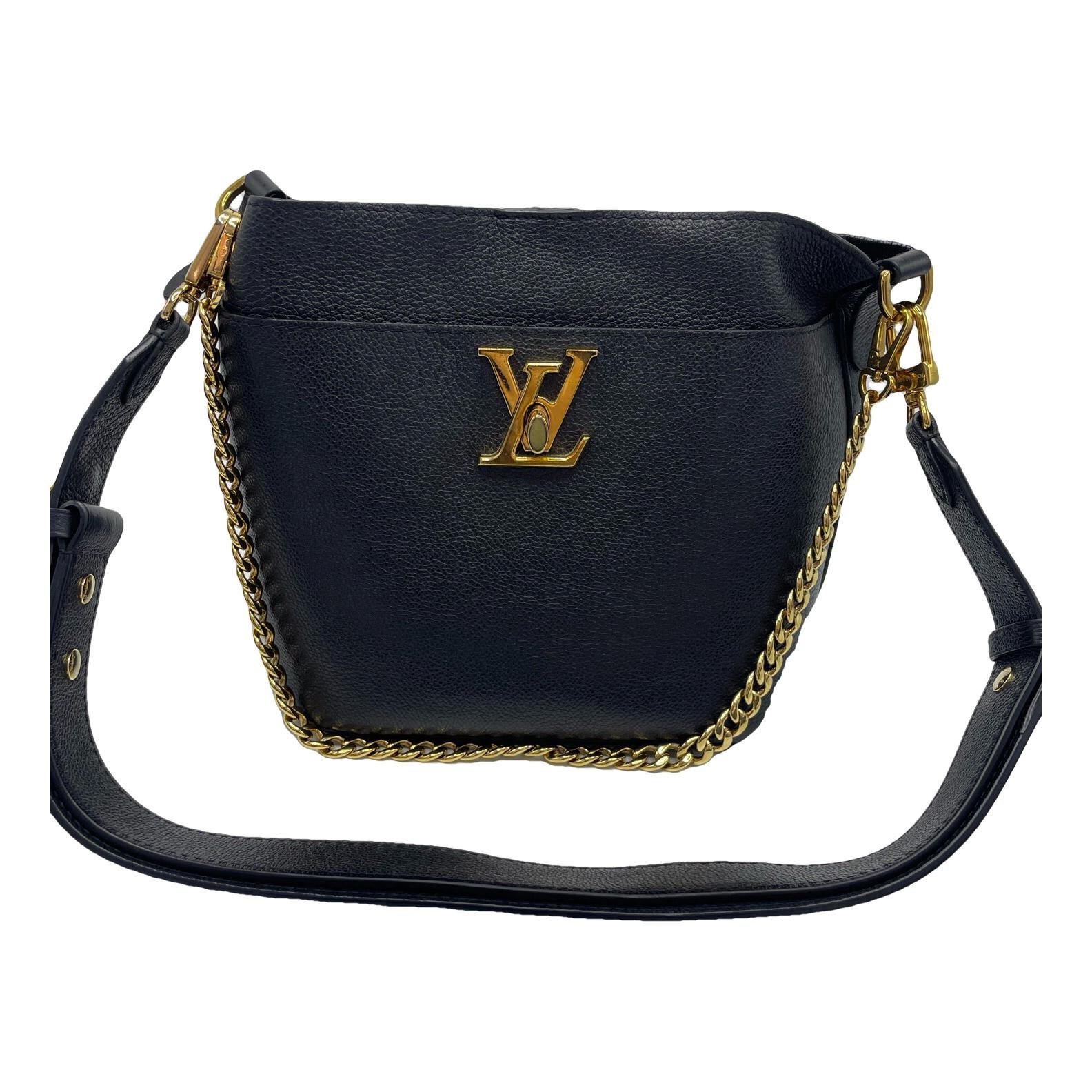 Lockme Bucket leather handbag