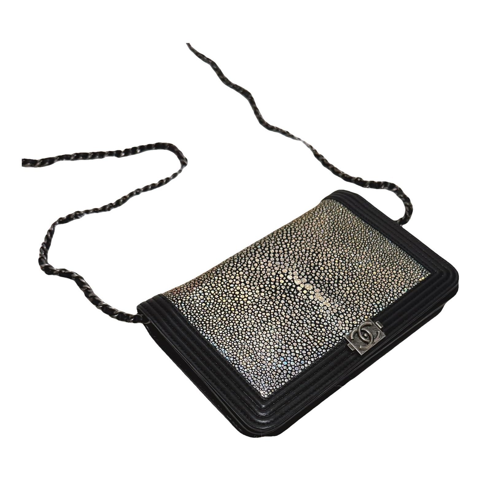 Wallet On Chain Boy leather crossbody bag