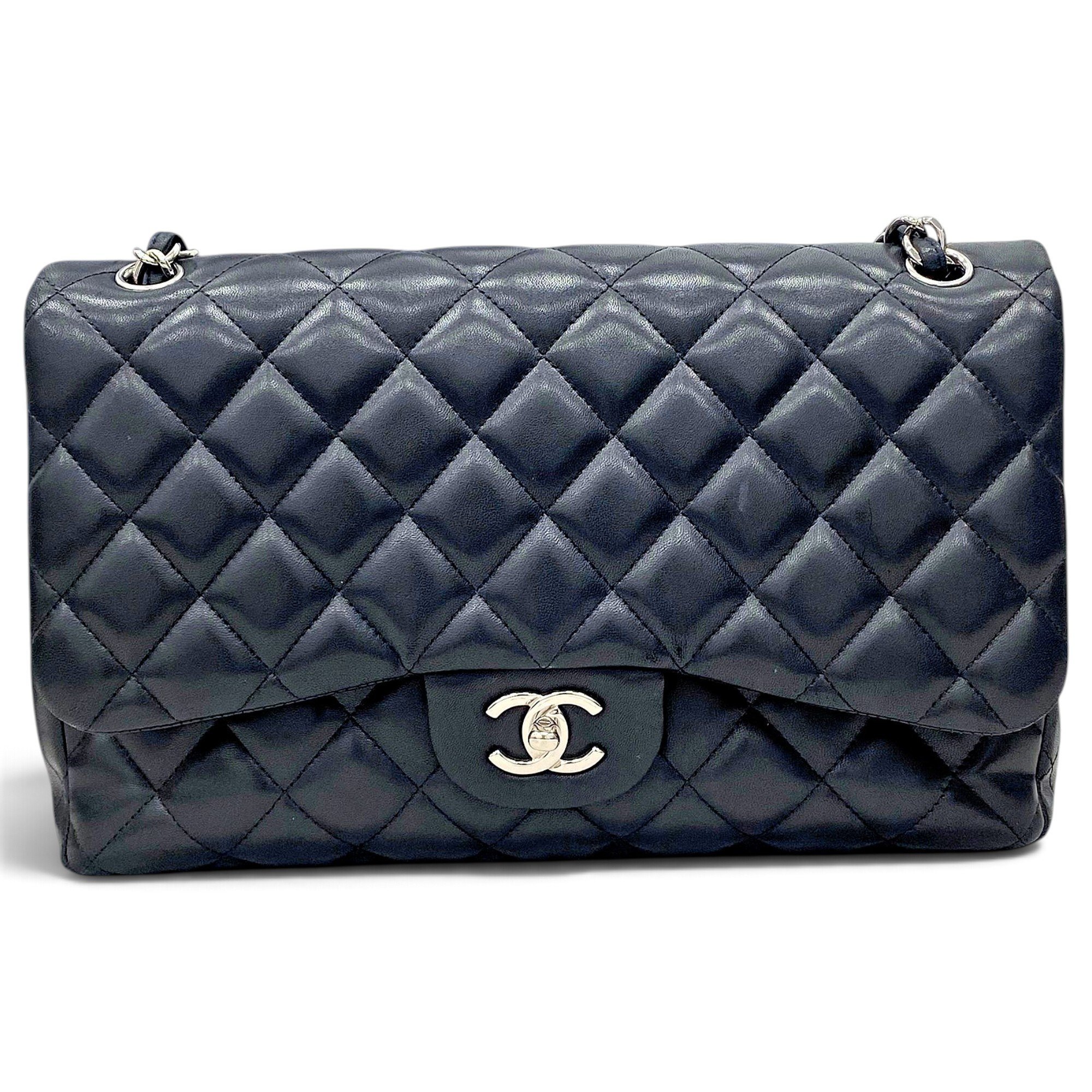 Timeless/Classique leather handbag