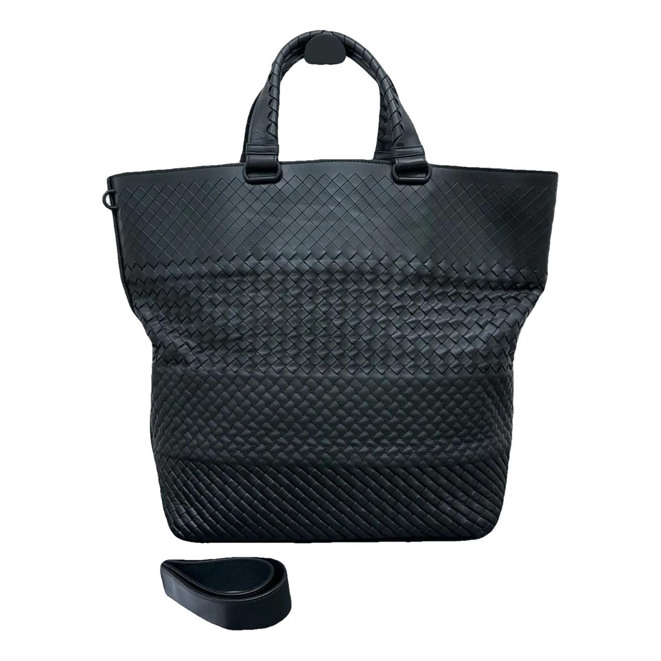 Snap leather handbag