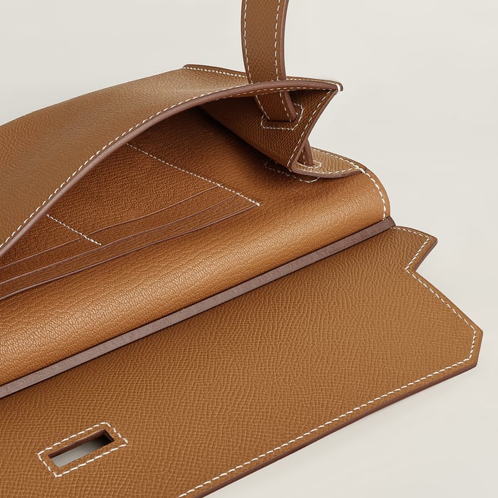 エルメス ポーチ《アカデミ》 Gold｜定価と入荷履歴 | BagUSeek