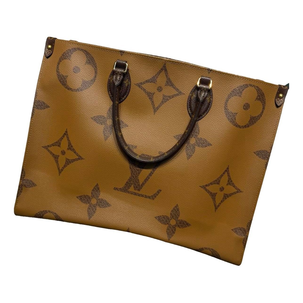 Onthego leather handbag