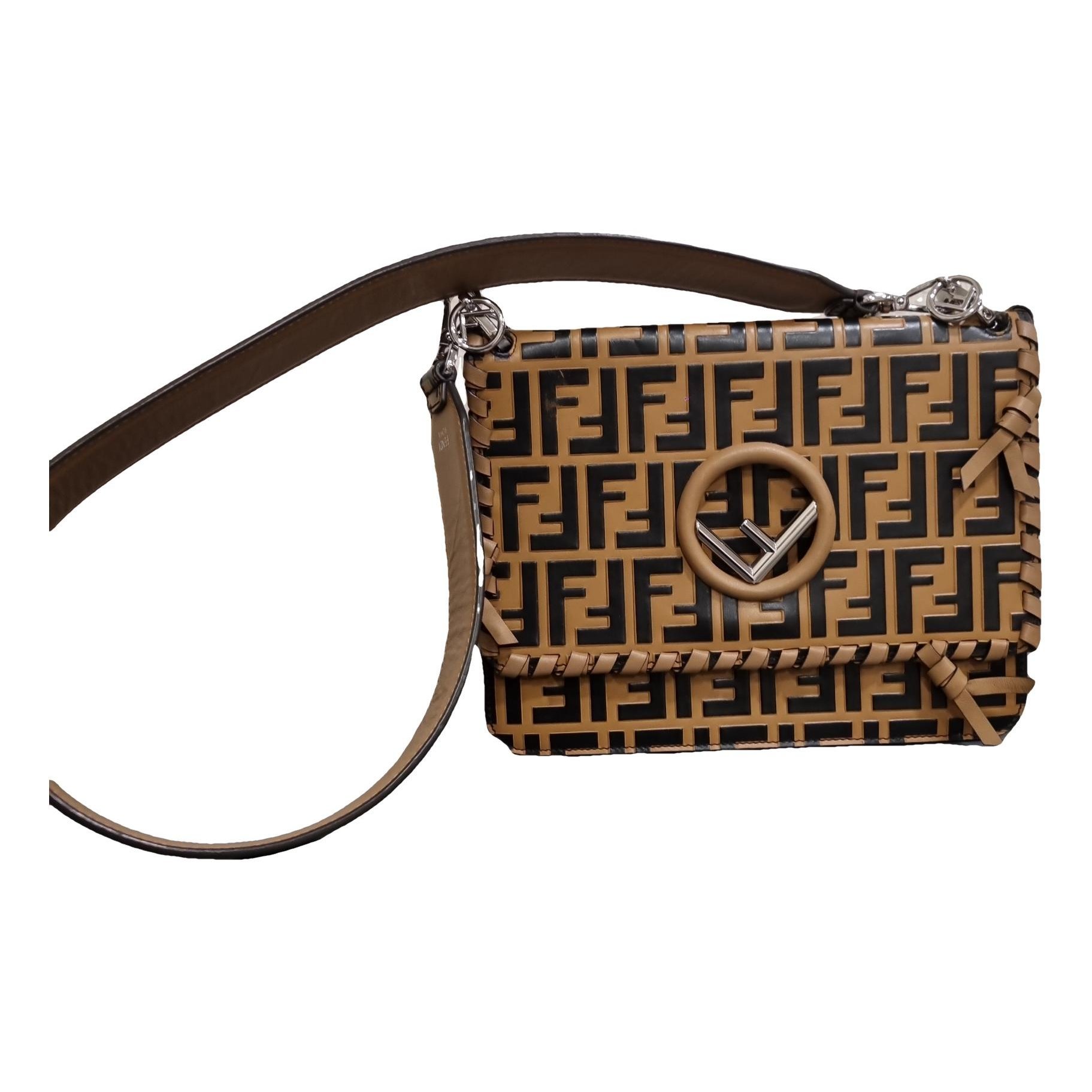 Kan I Logo leather handbag