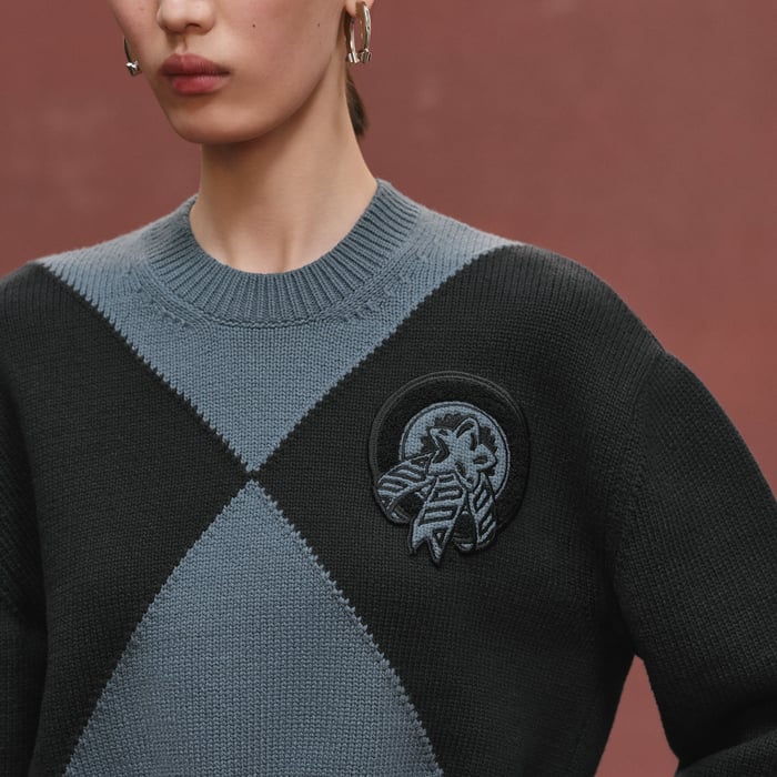 Noir Cashmere Long-sleeve Sweater