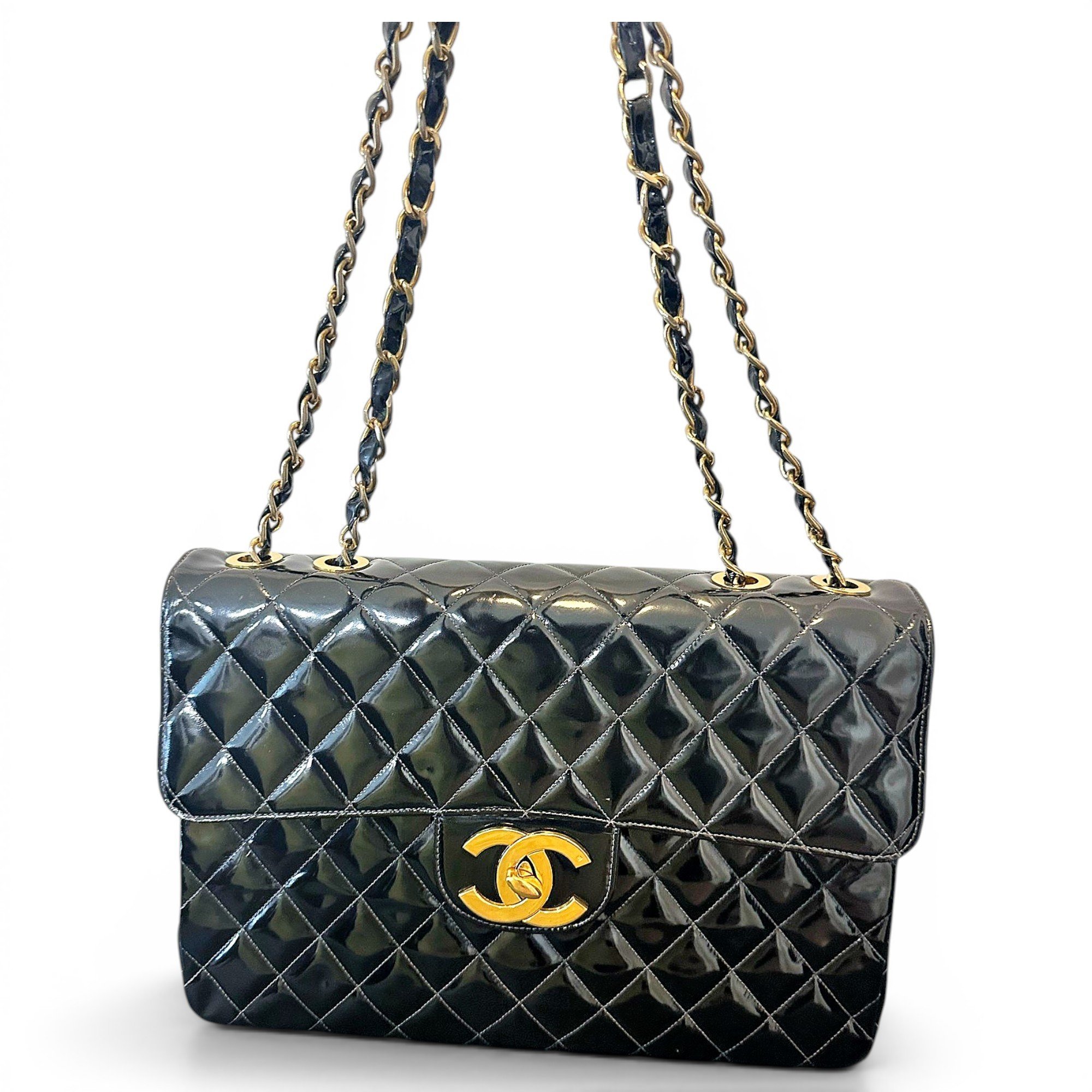 Timeless/Classique patent leather handbag