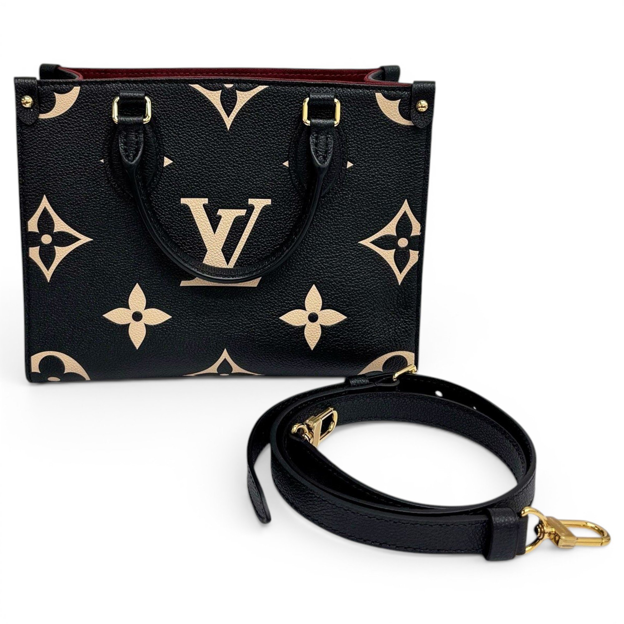 Onthego leather tote