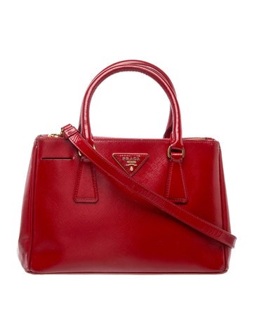 Saffiano Lux Leather Galleria Double Zip Mini