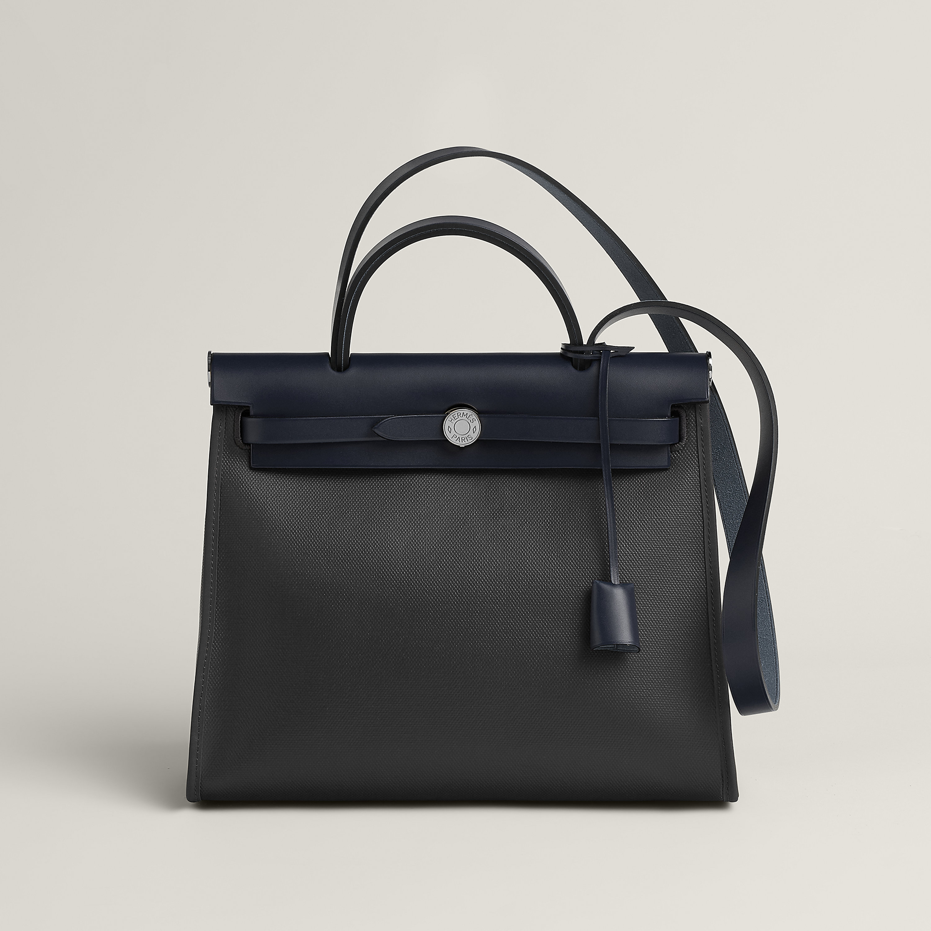 バッグ 《エールバッグ・ジップ》 31