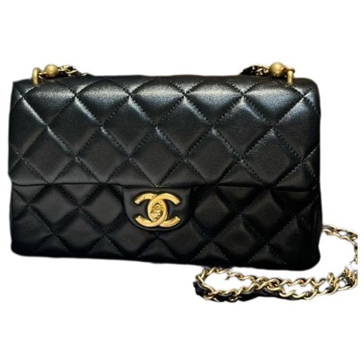 Chanel Timeless/Classique leather crossbody bag