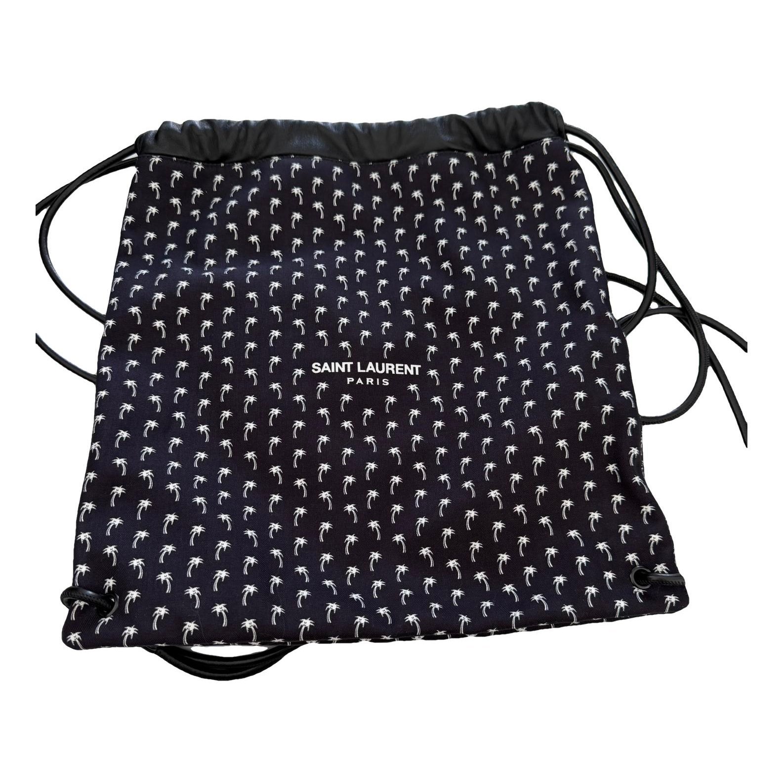 Cloth backpack