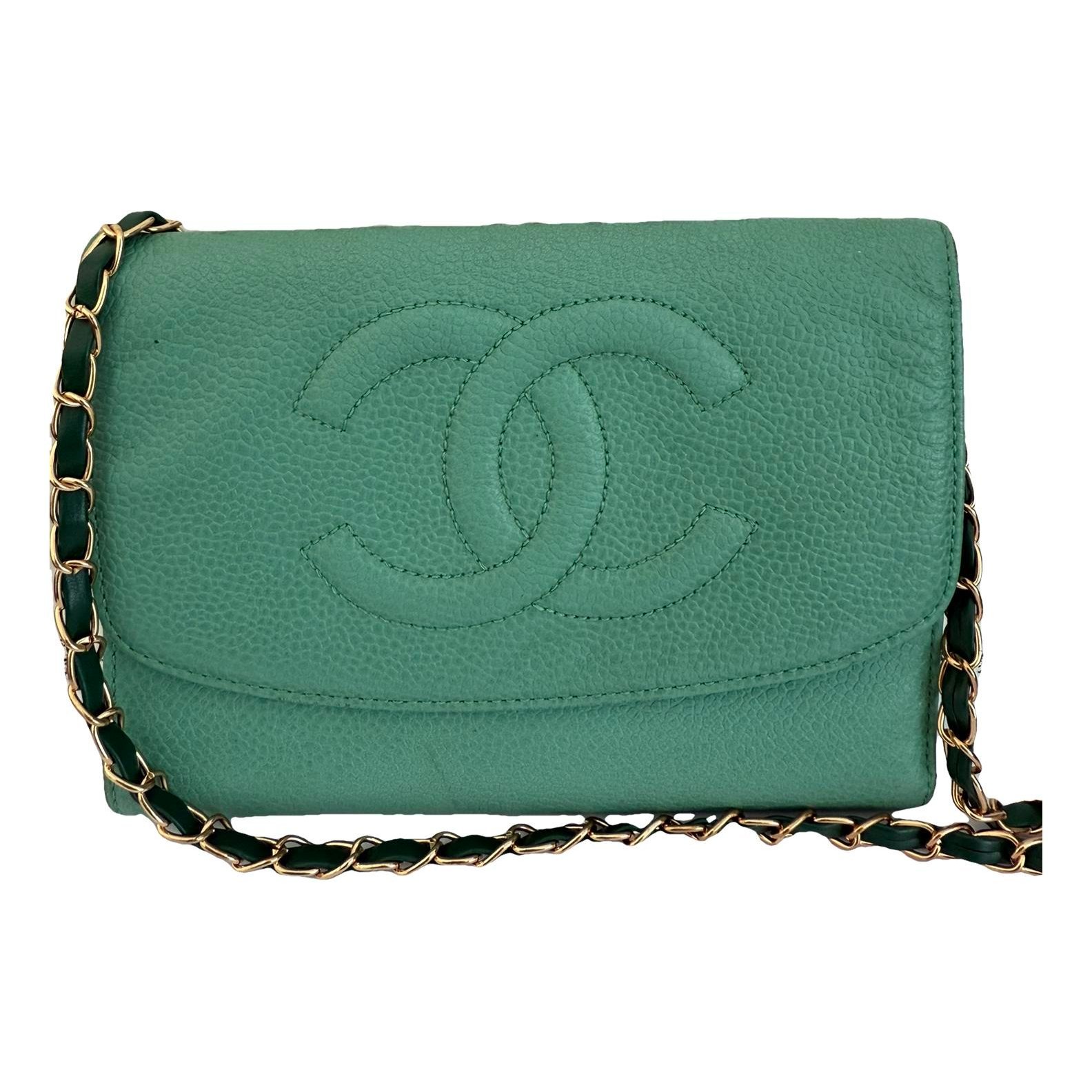 Wallet On Chain Timeless/Classique leather crossbody bag