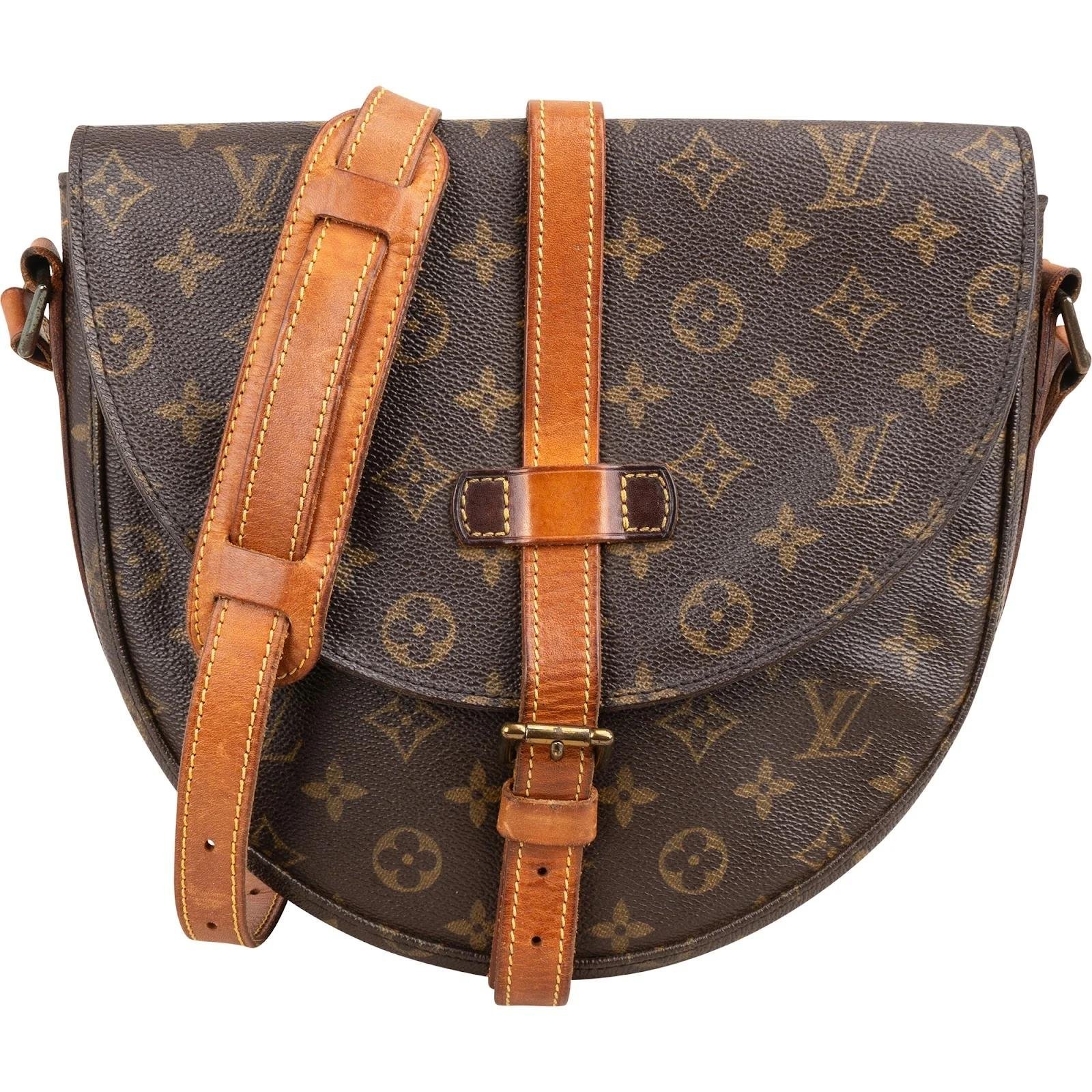 Chantilly leather crossbody bag