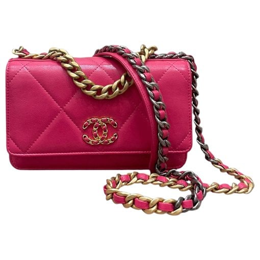 Wallet On Chain Chanel 19 leather handbag