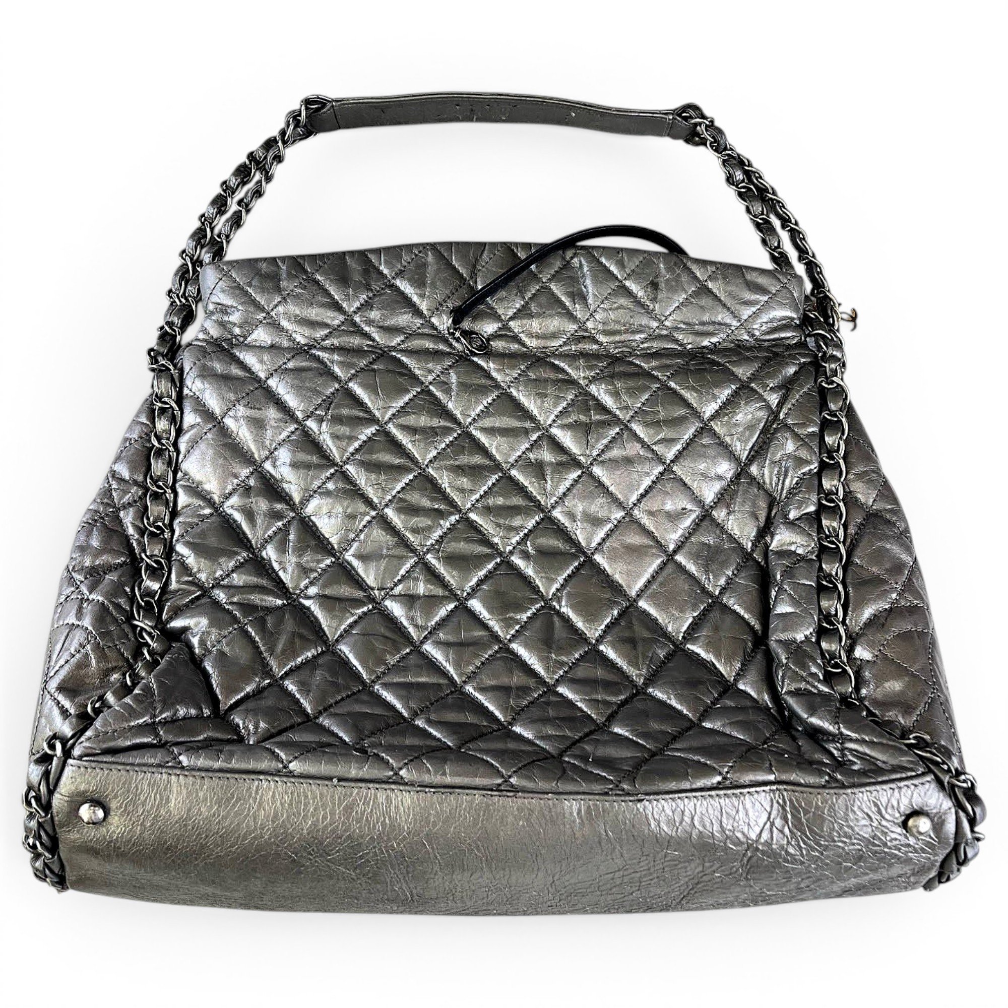 Cocoon leather handbag