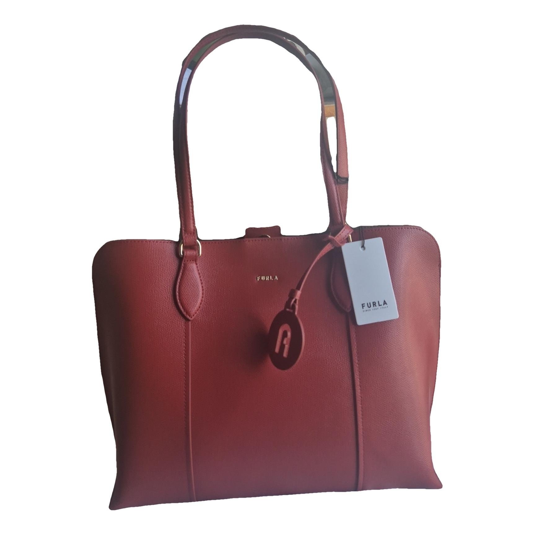 Leather tote