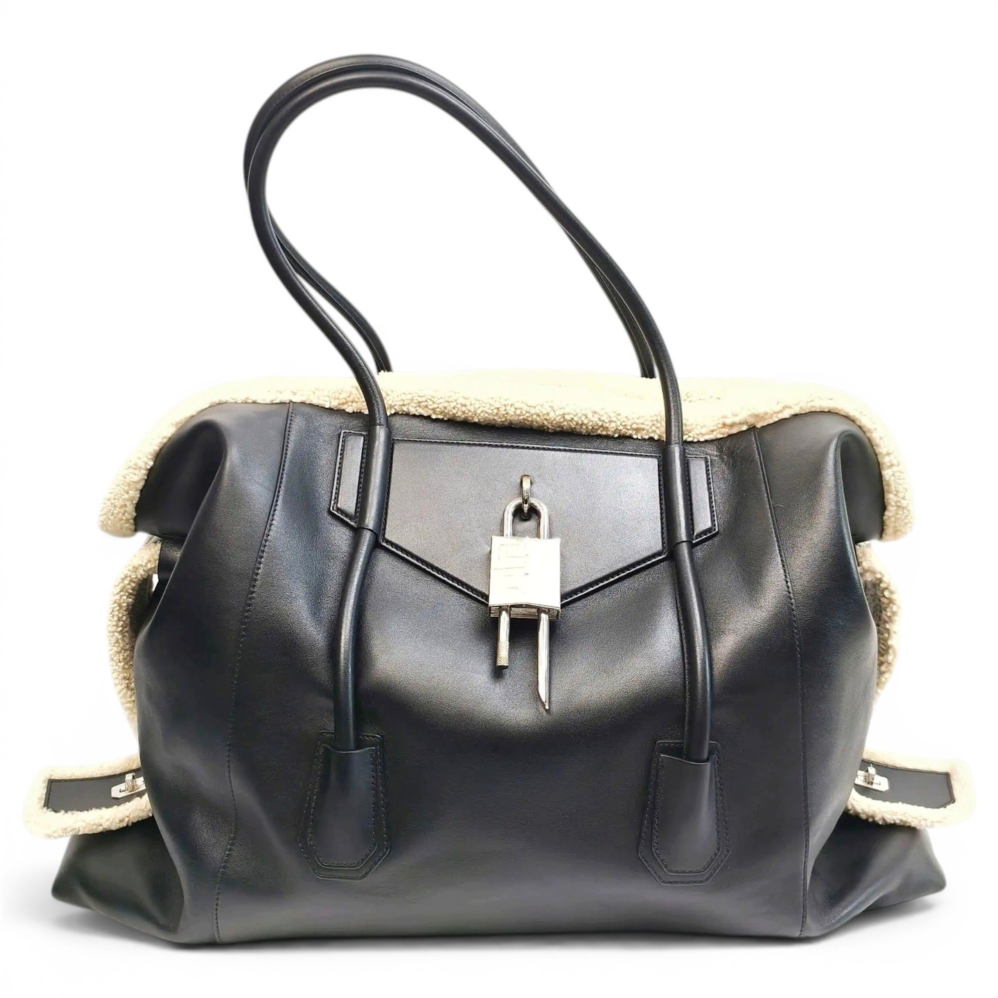 Givenchy Antigona leather travel bag