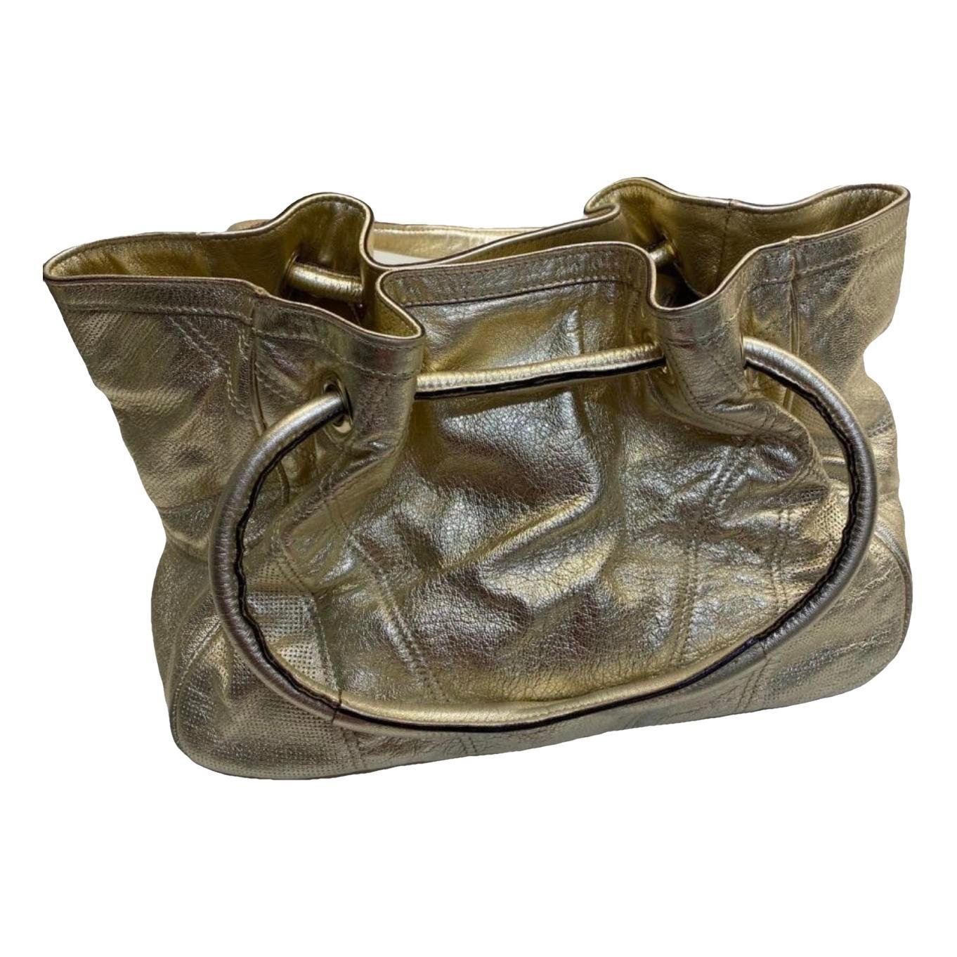 Leather tote