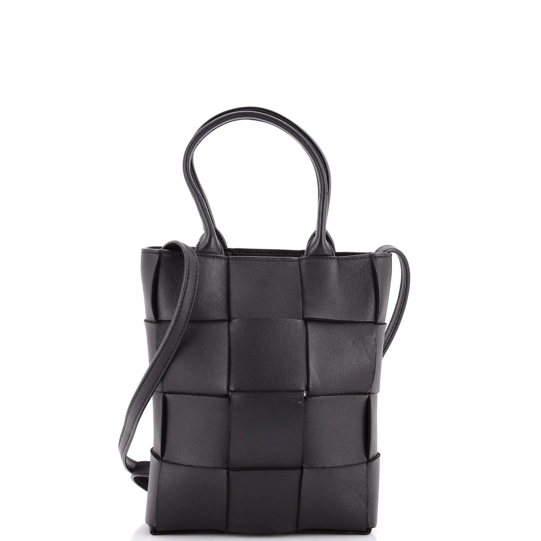 Bottega Veneta Leather tote