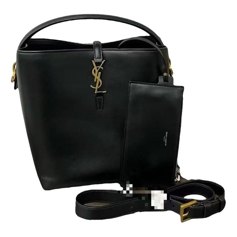 Le 37 leather handbag
