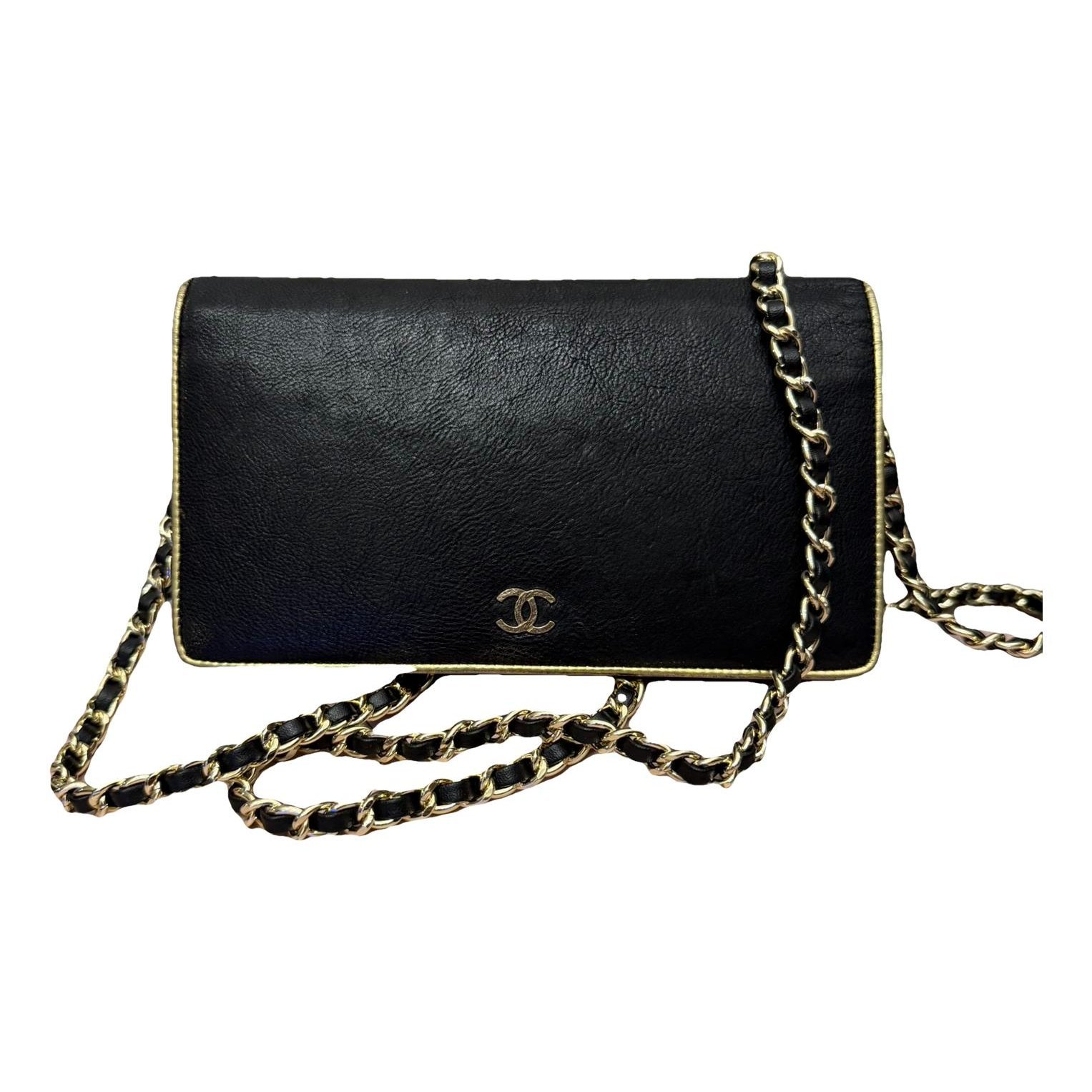 Timeless/Classique leather crossbody bag