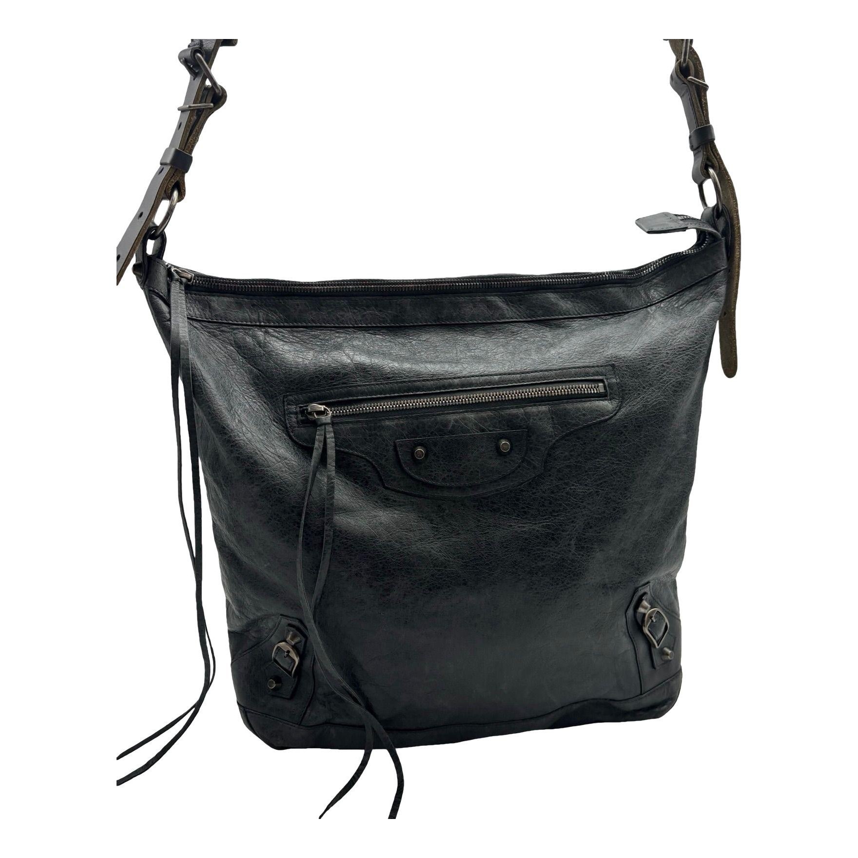 City leather handbag