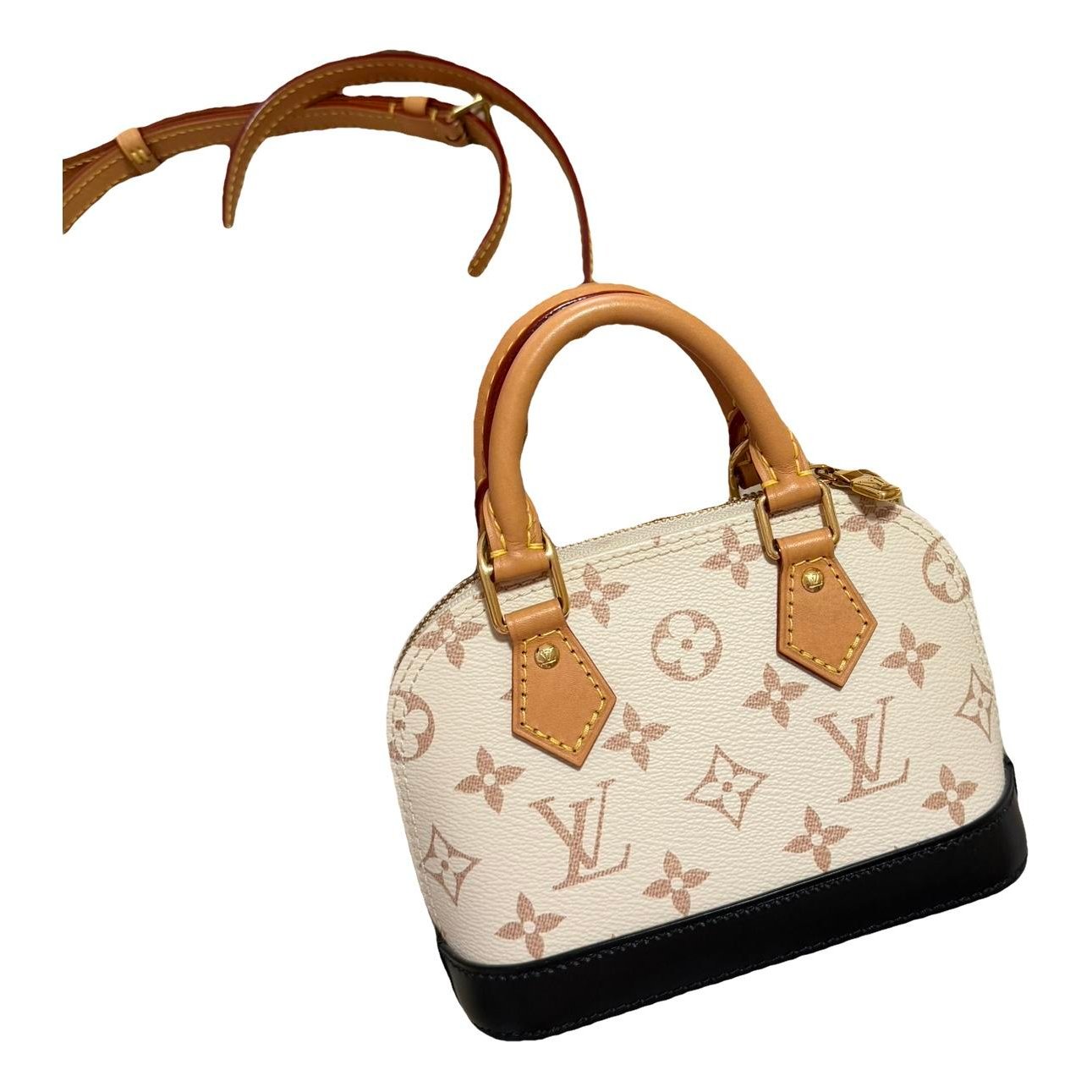 Alma BB leather handbag