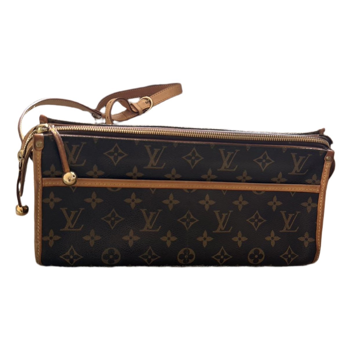 Triangle leather crossbody bag