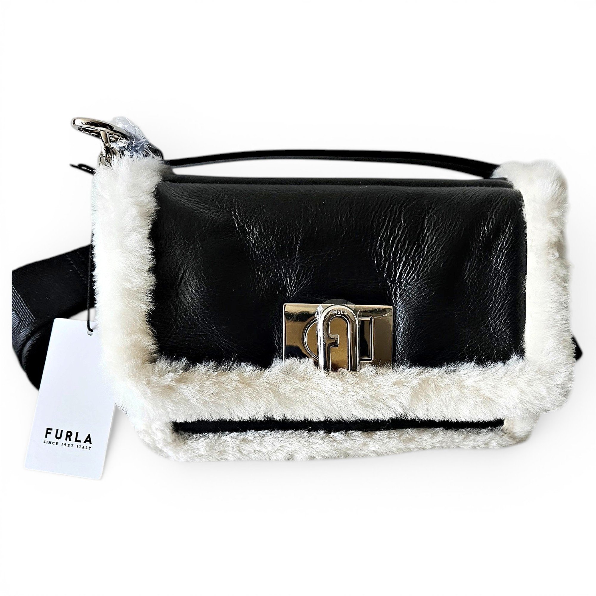 Leather crossbody bag
