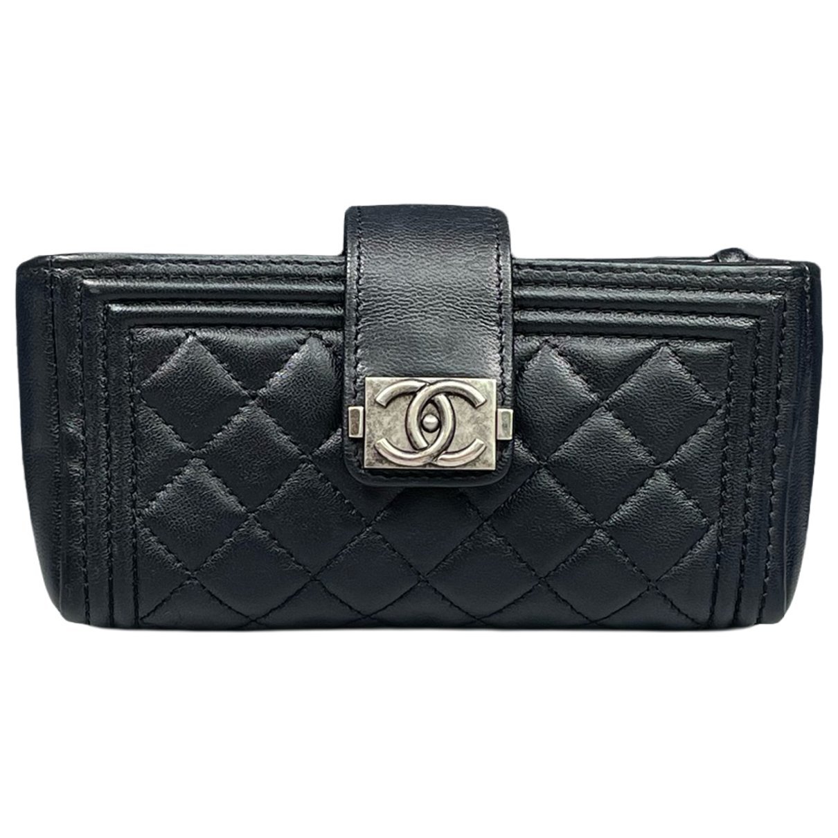 Chanel Boy leather clutch bag