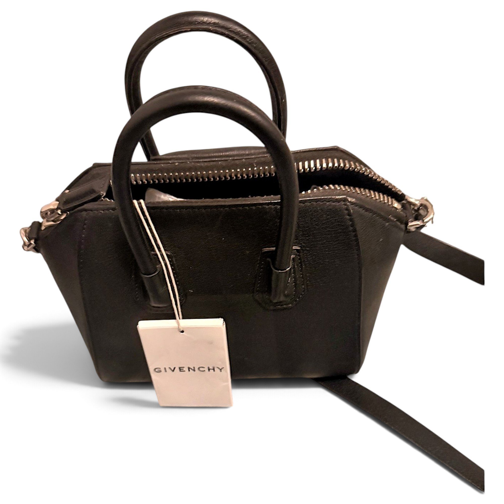 Antigona leather crossbody bag