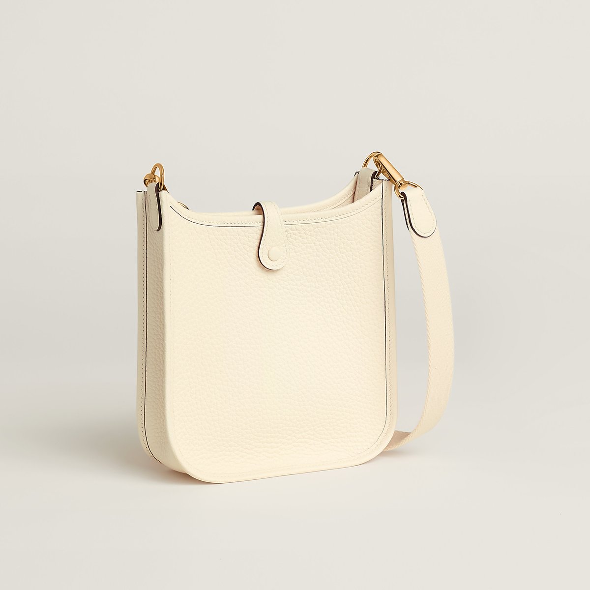 Evelyne 16 Amazone 백