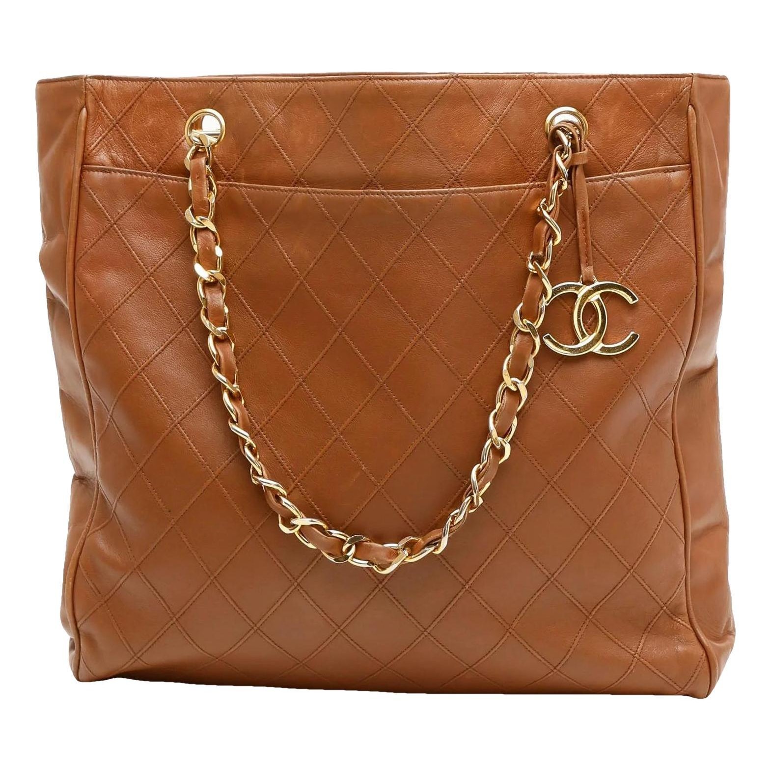 Vintage CC Chain leather tote