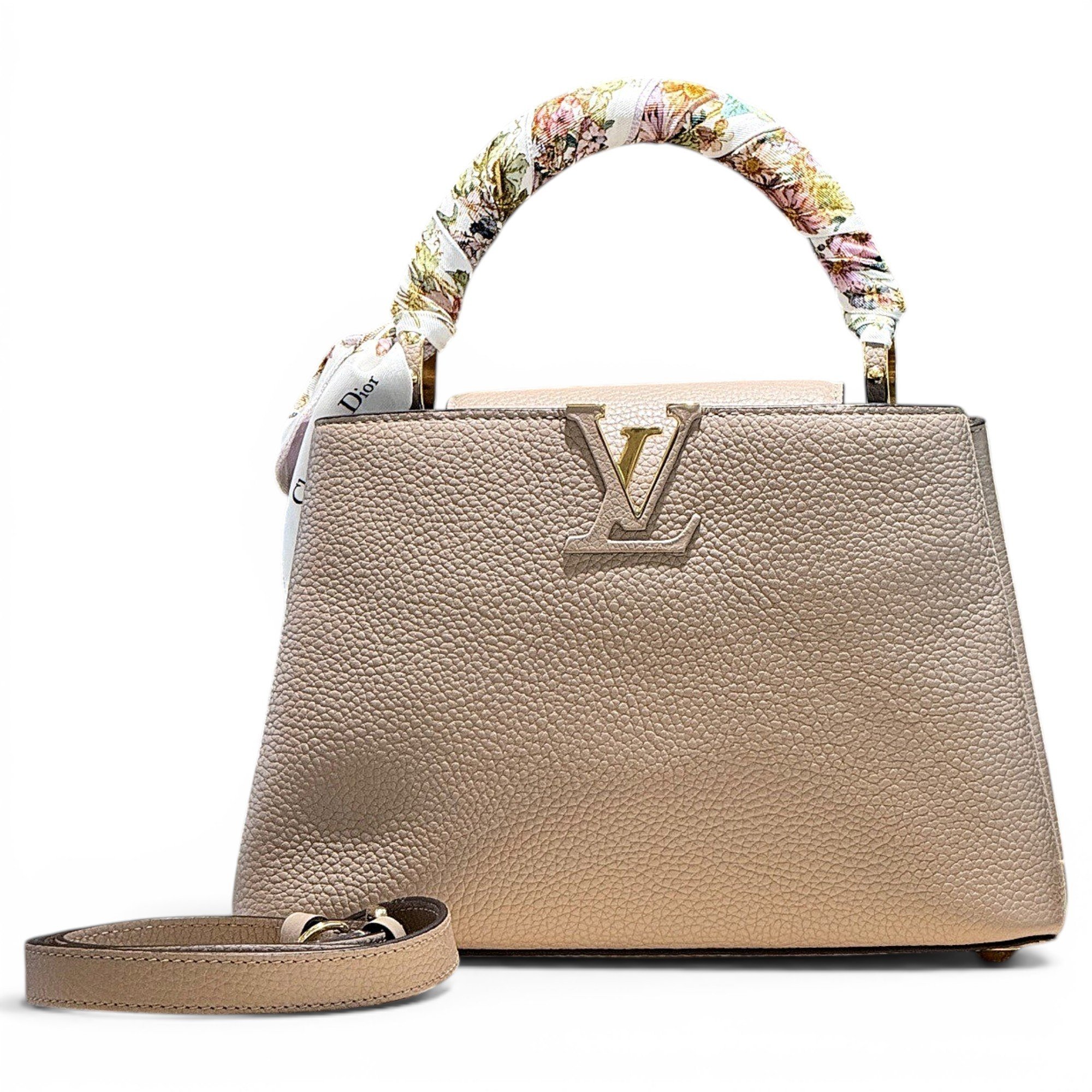 Capucines leather handbag