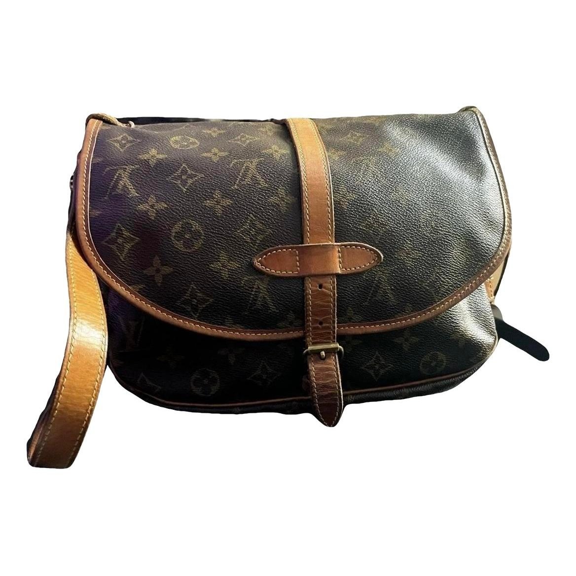 Saumur cloth clutch bag