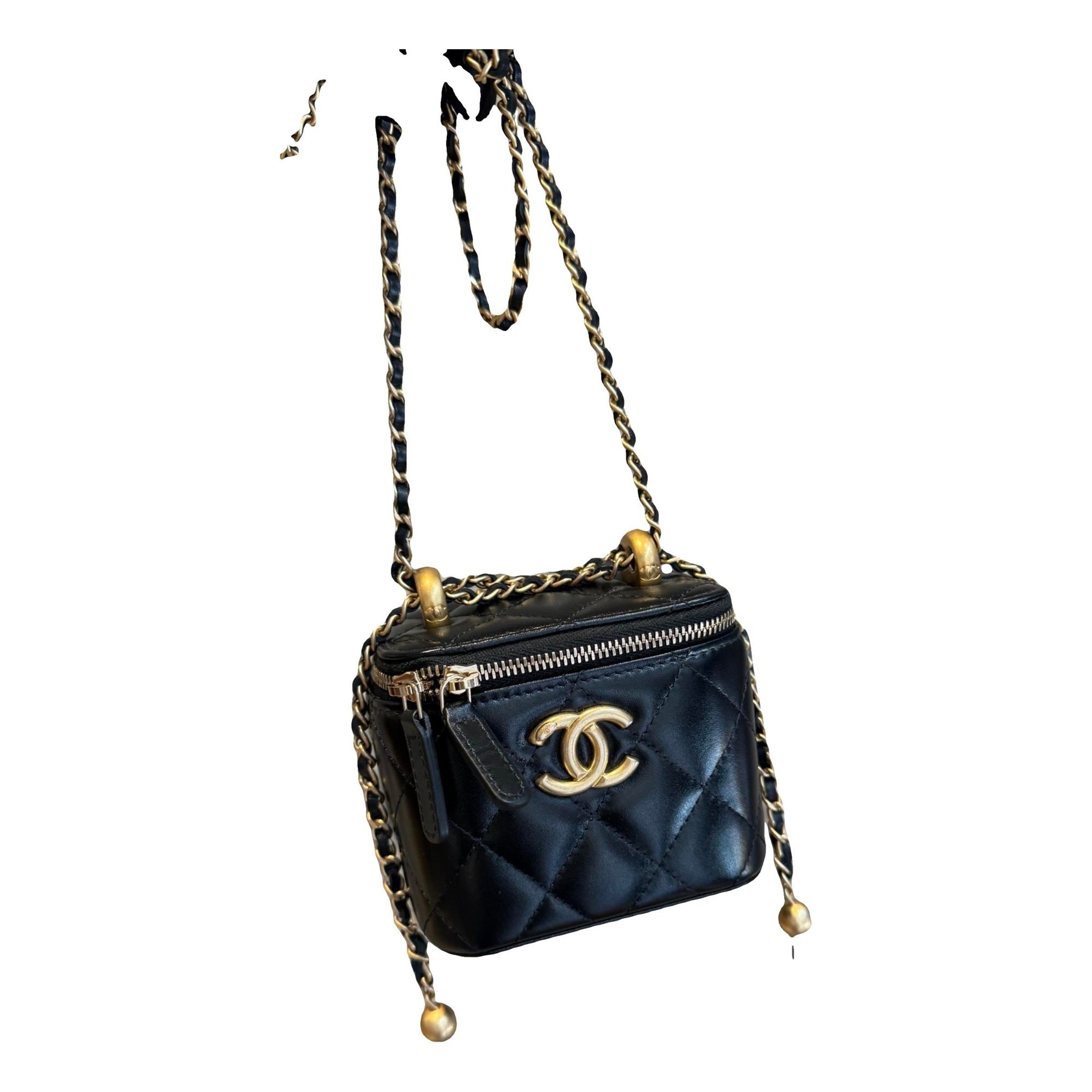 Trendy CC Vanity leather handbag