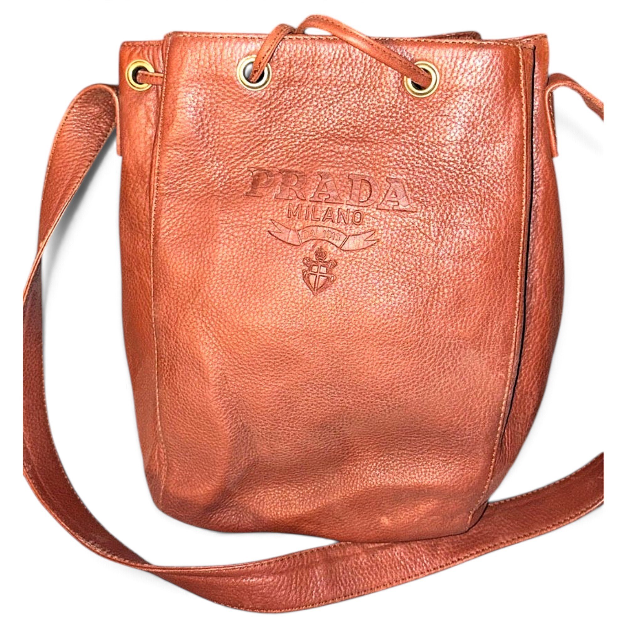 Re-Edition 1978 Bucket leather bag