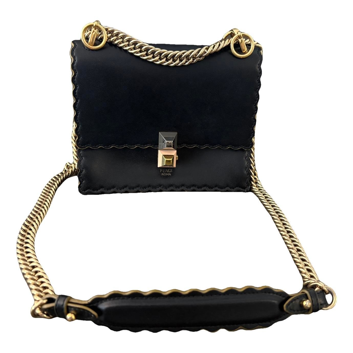 Kan I logo leather clutch bag