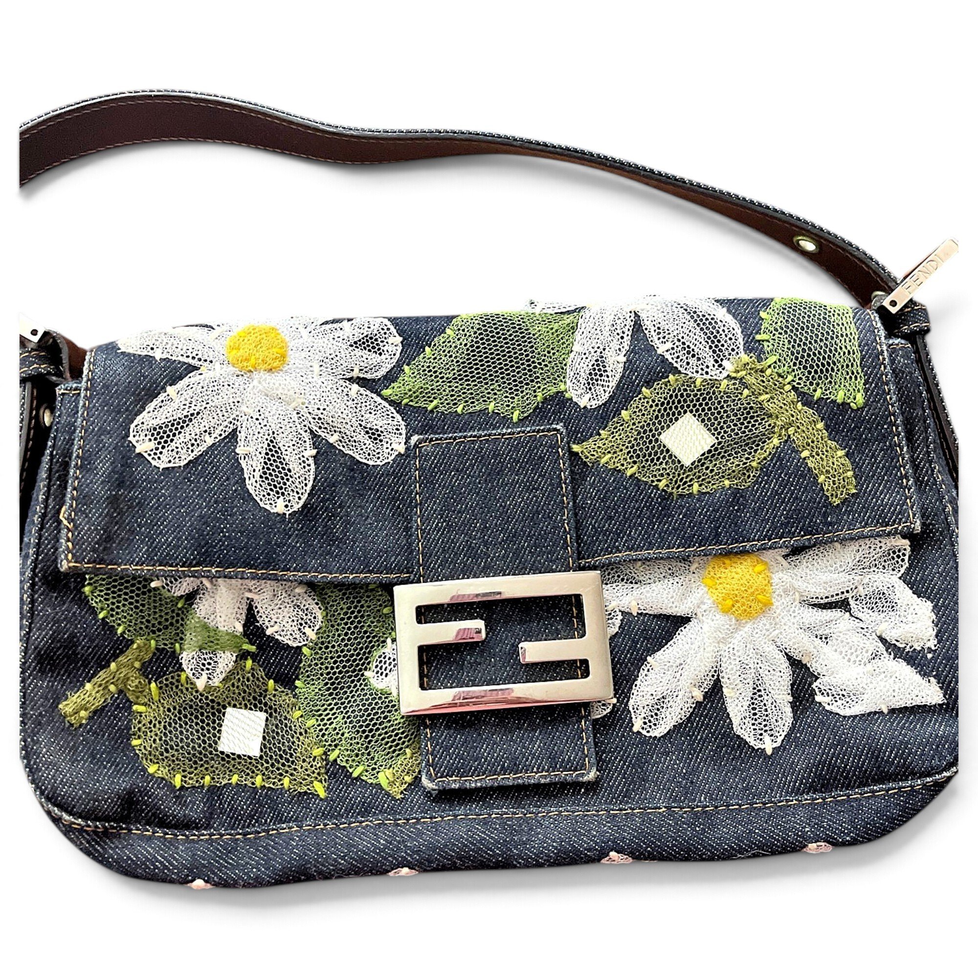 Baguette handbag